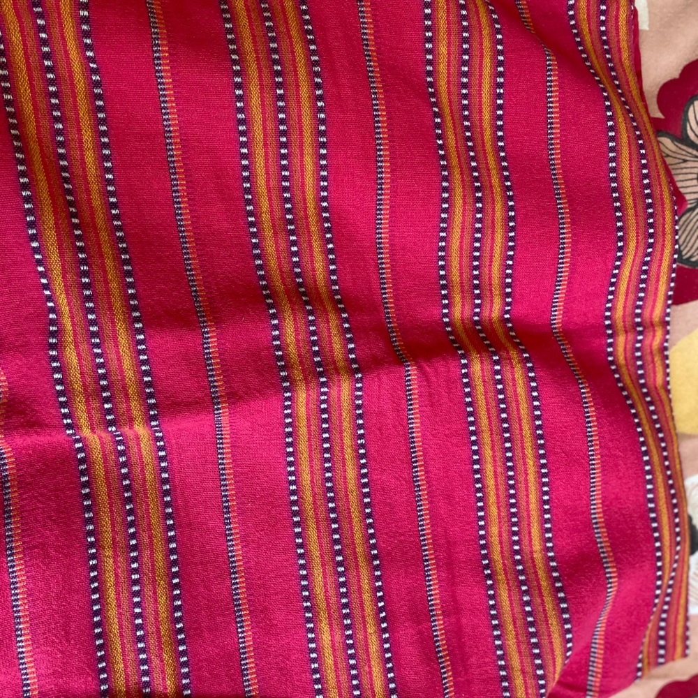 Gap skirt